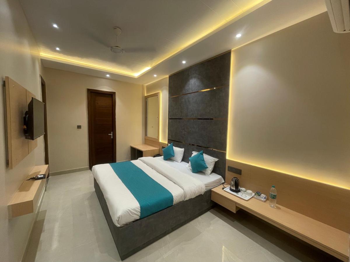 Motimahal Inn ฮัดวานี ภายนอก รูปภาพ