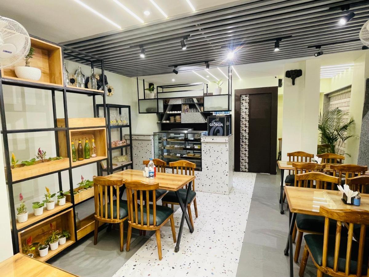 Motimahal Inn ฮัดวานี ภายนอก รูปภาพ